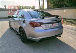 Chrysler 200